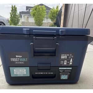 Ninja FrostVault 50 Qt. Hard Cooler W/ Dry Zone, Molded handles Blue NEW